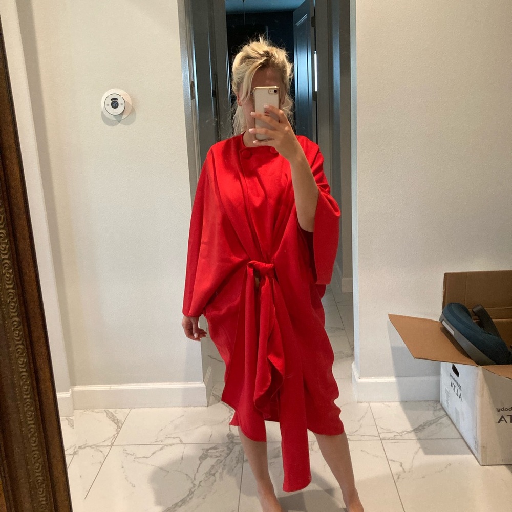 Louis Feraud Cape Dress ❤️❤️❤️♥️♥️♥️